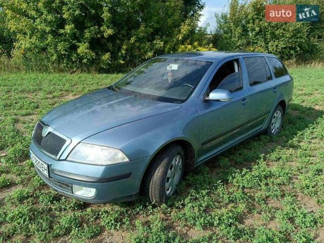 Серый Шкода Октавия, объемом двигателя 1.6 л и пробегом 270 тыс. км за 5600 $, фото 1 на Automoto.ua