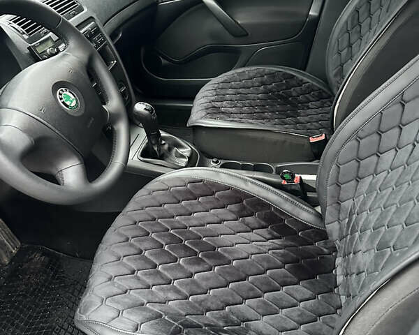 Сірий Шкода Октавія, об'ємом двигуна 1.9 л та пробігом 192 тис. км за 7100 $, фото 10 на Automoto.ua