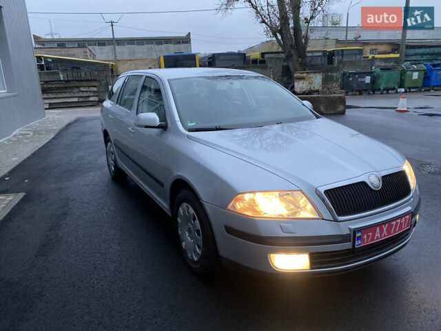 Серый Шкода Октавия, объемом двигателя 1.6 л и пробегом 197 тыс. км за 5999 $, фото 24 на Automoto.ua