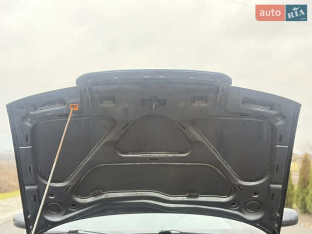 Серый Шкода Октавия, объемом двигателя 1.6 л и пробегом 218 тыс. км за 6000 $, фото 29 на Automoto.ua