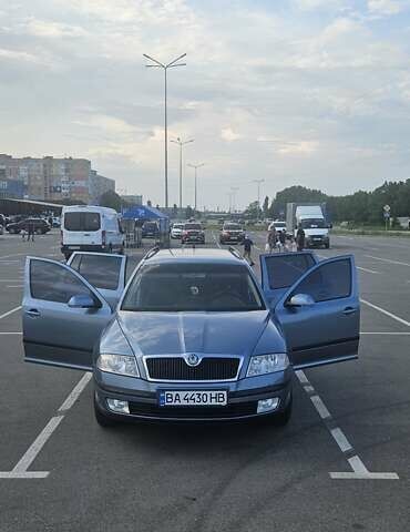 Серый Шкода Октавия, объемом двигателя 1.6 л и пробегом 210 тыс. км за 5600 $, фото 11 на Automoto.ua