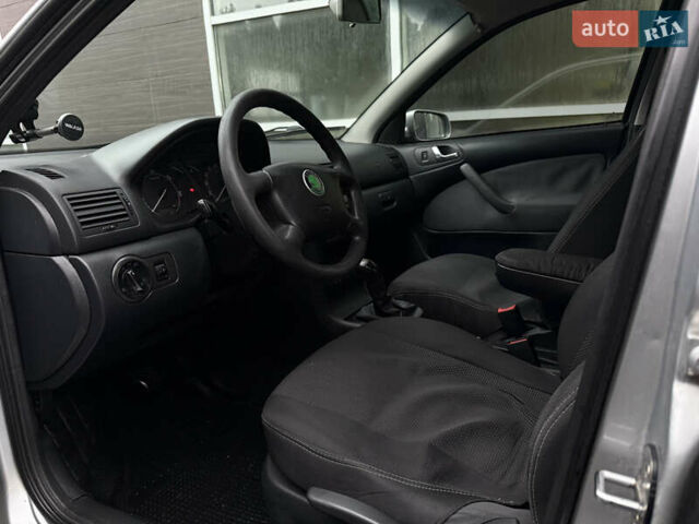 Сірий Шкода Октавія, об'ємом двигуна 1.9 л та пробігом 370 тис. км за 4300 $, фото 12 на Automoto.ua