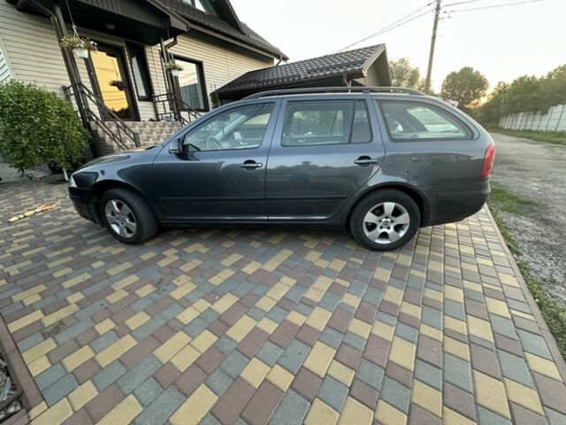 Серый Шкода Октавия, объемом двигателя 1.6 л и пробегом 252 тыс. км за 6850 $, фото 2 на Automoto.ua