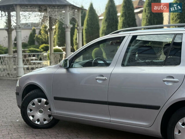 Сірий Шкода Октавія, об'ємом двигуна 1.6 л та пробігом 214 тис. км за 6950 $, фото 35 на Automoto.ua