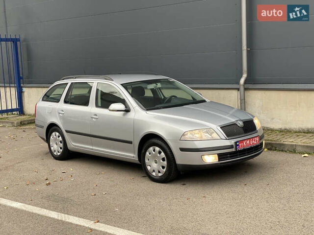 Шкода Октавія 2008 у Києві на Automoto.ua Сірий Шкода Октавія, об'ємом двигуна 1.6 л та пробігом 199 тис. км за 6500 $, фото 4 на Automoto.ua