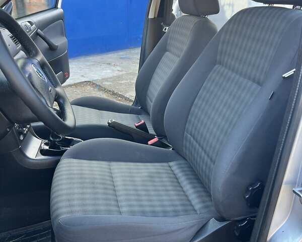 Сірий Шкода Октавія, об'ємом двигуна 1.6 л та пробігом 162 тис. км за 6300 $, фото 35 на Automoto.ua