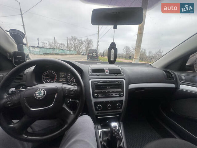 Серый Шкода Октавия, объемом двигателя 1.9 л и пробегом 287 тыс. км за 9000 $, фото 17 на Automoto.ua