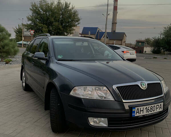 Серый Шкода Октавия, объемом двигателя 1.6 л и пробегом 235 тыс. км за 7600 $, фото 1 на Automoto.ua