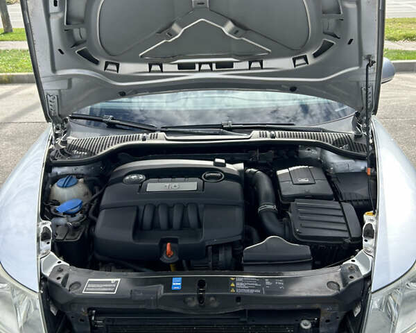 Серый Шкода Октавия, объемом двигателя 1.6 л и пробегом 200 тыс. км за 7800 $, фото 36 на Automoto.ua