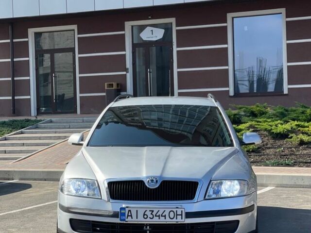 Серый Шкода Октавия, объемом двигателя 1.6 л и пробегом 3 тыс. км за 4900 $, фото 1 на Automoto.ua