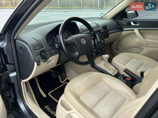 Сірий Шкода Октавія, об'ємом двигуна 1.6 л та пробігом 231 тис. км за 8250 $, фото 22 на Automoto.ua