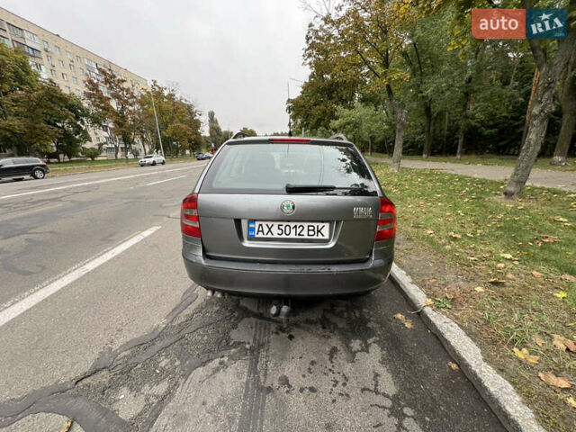Серый Шкода Октавия, объемом двигателя 1.9 л и пробегом 382 тыс. км за 5400 $, фото 4 на Automoto.ua