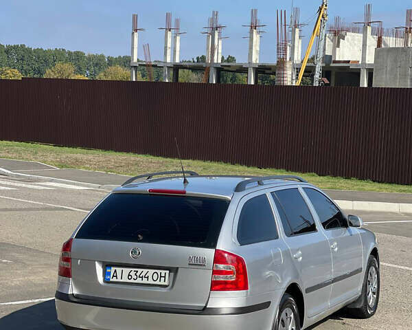 Сірий Шкода Октавія, об'ємом двигуна 1.6 л та пробігом 290 тис. км за 4900 $, фото 4 на Automoto.ua