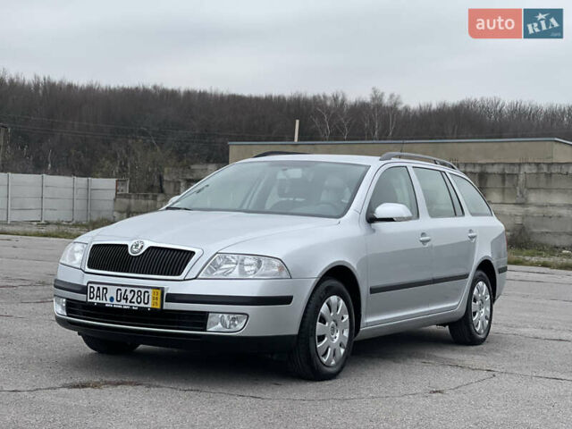 Серый Шкода Октавия, объемом двигателя 1.6 л и пробегом 39 тыс. км за 10150 $, фото 1 на Automoto.ua