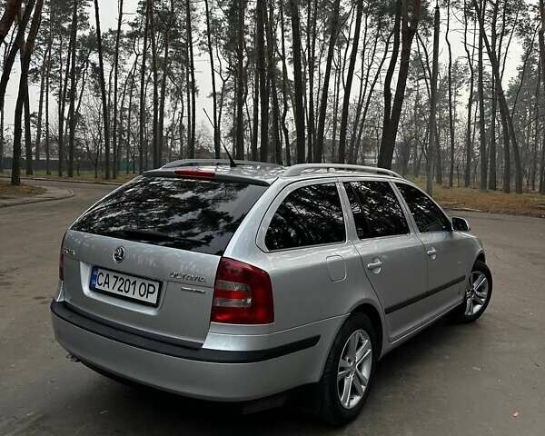 Серый Шкода Октавия, объемом двигателя 1.9 л и пробегом 315 тыс. км за 6300 $, фото 6 на Automoto.ua