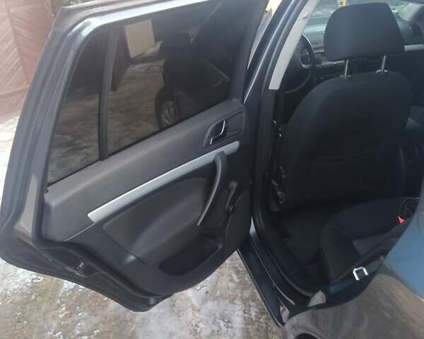 Сірий Шкода Октавія, об'ємом двигуна 1.97 л та пробігом 400 тис. км за 6900 $, фото 8 на Automoto.ua