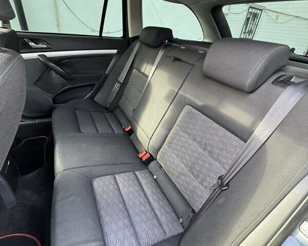 Серый Шкода Октавия, объемом двигателя 1.6 л и пробегом 249 тыс. км за 5999 $, фото 29 на Automoto.ua