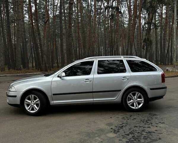 Серый Шкода Октавия, объемом двигателя 1.9 л и пробегом 315 тыс. км за 6300 $, фото 1 на Automoto.ua