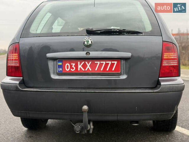 Серый Шкода Октавия, объемом двигателя 1.6 л и пробегом 218 тыс. км за 6000 $, фото 12 на Automoto.ua