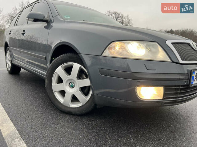 Сірий Шкода Октавія, об'ємом двигуна 1.6 л та пробігом 231 тис. км за 8250 $, фото 33 на Automoto.ua