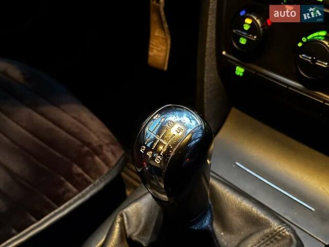 Серый Шкода Октавия, объемом двигателя 2 л и пробегом 338 тыс. км за 6890 $, фото 26 на Automoto.ua