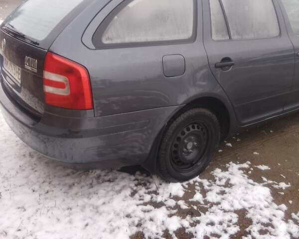 Сірий Шкода Октавія, об'ємом двигуна 1.6 л та пробігом 277 тис. км за 5800 $, фото 3 на Automoto.ua
