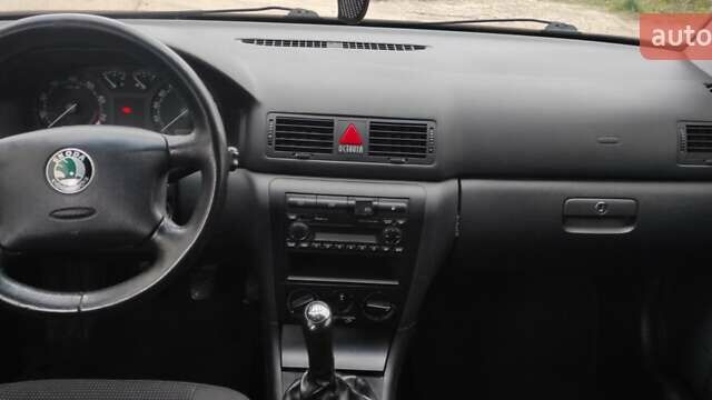 Сірий Шкода Октавія, об'ємом двигуна 1.6 л та пробігом 316 тис. км за 5500 $, фото 7 на Automoto.ua