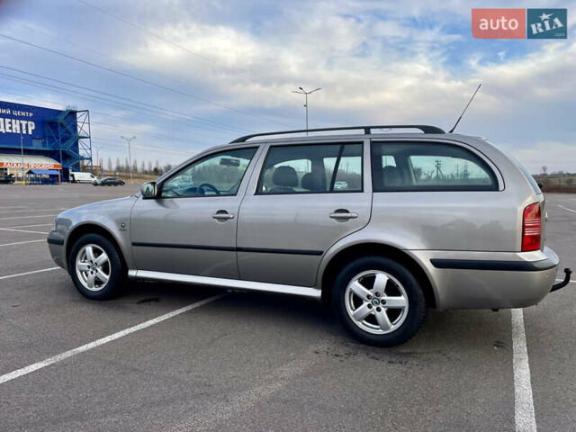 Серый Шкода Октавия, объемом двигателя 1.6 л и пробегом 248 тыс. км за 6450 $, фото 12 на Automoto.ua