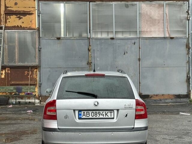 Серый Шкода Октавия, объемом двигателя 1.8 л и пробегом 236 тыс. км за 5700 $, фото 3 на Automoto.ua