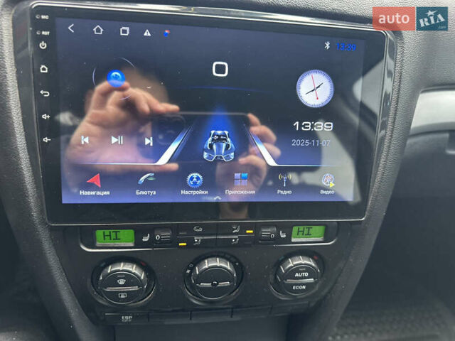 Серый Шкода Октавия, объемом двигателя 1.9 л и пробегом 270 тыс. км за 5300 $, фото 21 на Automoto.ua