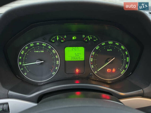 Серый Шкода Октавия, объемом двигателя 1.6 л и пробегом 39 тыс. км за 10150 $, фото 56 на Automoto.ua