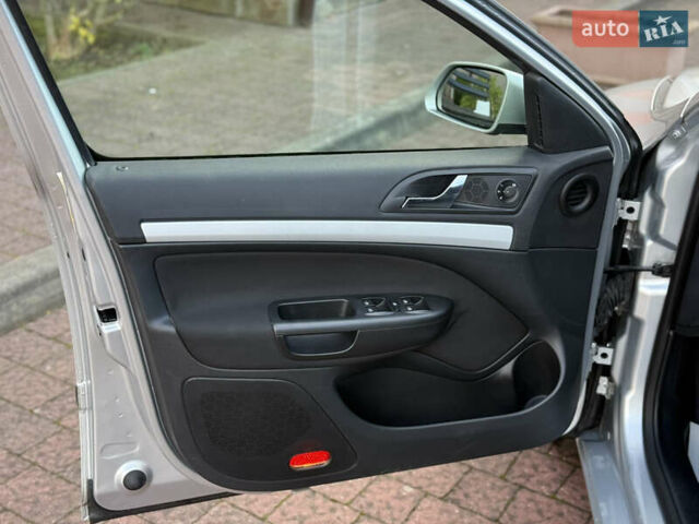 Сірий Шкода Октавія, об'ємом двигуна 1.6 л та пробігом 214 тис. км за 6950 $, фото 37 на Automoto.ua