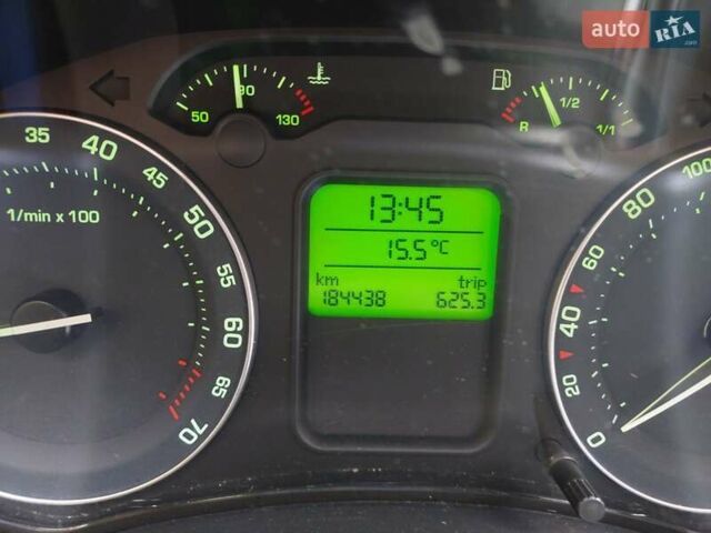 Сірий Шкода Октавія, об'ємом двигуна 1.6 л та пробігом 184 тис. км за 8000 $, фото 33 на Automoto.ua