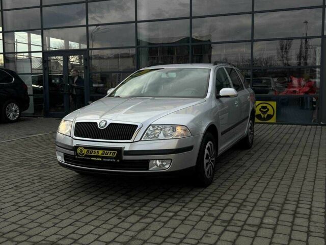 Сірий Шкода Октавія, об'ємом двигуна 2 л та пробігом 260 тис. км за 8200 $, фото 2 на Automoto.ua