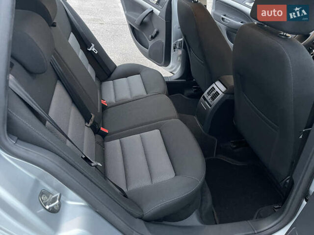 Серый Шкода Октавия, объемом двигателя 1.6 л и пробегом 39 тыс. км за 10150 $, фото 68 на Automoto.ua