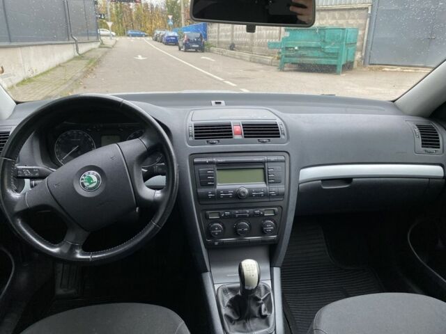 Шкода Октавія 2008 у Києві на Automoto.ua Сірий Шкода Октавія, об'ємом двигуна 1.6 л та пробігом 199 тис. км за 6500 $, фото 13 на Automoto.ua