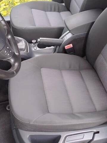 Серый Шкода Октавия, объемом двигателя 1.6 л и пробегом 215 тыс. км за 7700 $, фото 6 на Automoto.ua