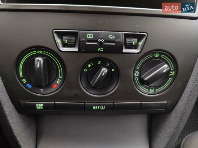 Сірий Шкода Октавія, об'ємом двигуна 1.9 л та пробігом 240 тис. км за 6800 $, фото 34 на Automoto.ua