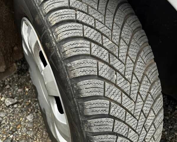 Серый Шкода Октавия, объемом двигателя 1.9 л и пробегом 278 тыс. км за 6000 $, фото 1 на Automoto.ua