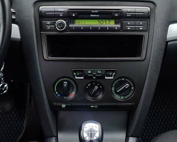 Сірий Шкода Октавія, об'ємом двигуна 1.9 л та пробігом 240 тис. км за 6800 $, фото 33 на Automoto.ua