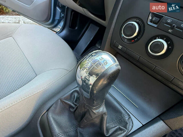 Серый Шкода Октавия, объемом двигателя 1.6 л и пробегом 209 тыс. км за 6500 $, фото 38 на Automoto.ua