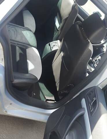 Сірий Шкода Октавія, об'ємом двигуна 2 л та пробігом 310 тис. км за 2500 $, фото 2 на Automoto.ua