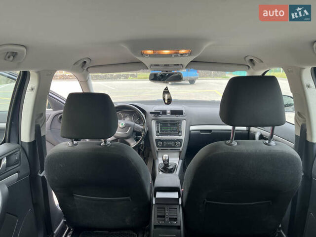 Серый Шкода Октавия, объемом двигателя 1.8 л и пробегом 207 тыс. км за 6500 $, фото 9 на Automoto.ua