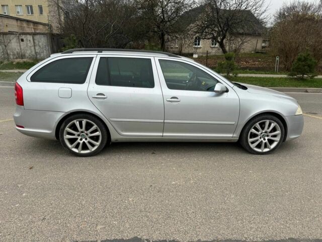 Сірий Шкода Октавія, об'ємом двигуна 2 л та пробігом 310 тис. км за 2299 $, фото 1 на Automoto.ua