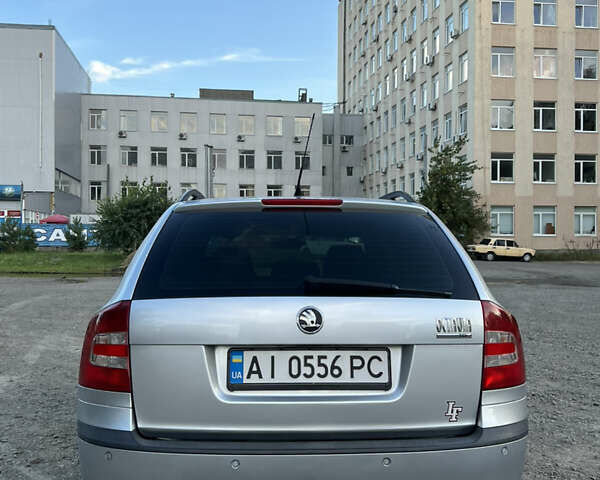 Серый Шкода Октавия, объемом двигателя 1.97 л и пробегом 333 тыс. км за 7300 $, фото 4 на Automoto.ua