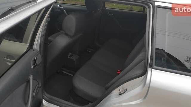 Сірий Шкода Октавія, об'ємом двигуна 1.6 л та пробігом 316 тис. км за 5500 $, фото 9 на Automoto.ua