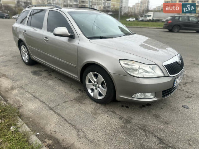 Серый Шкода Октавия, объемом двигателя 1.9 л и пробегом 287 тыс. км за 9000 $, фото 1 на Automoto.ua