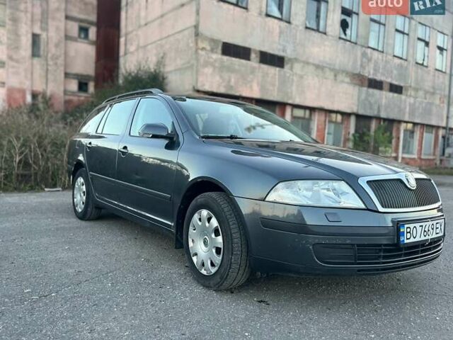 Шкода Октавия 2008 в Тернополе на Automoto.ua Серый Шкода Октавия, объемом двигателя 1.6 л и пробегом 214 тыс. км за 5800 $, фото 1 на Automoto.ua
