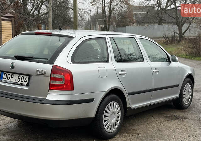 Серый Шкода Октавия, объемом двигателя 2 л и пробегом 300 тыс. км за 2750 $, фото 13 на Automoto.ua