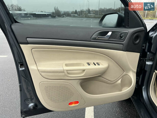 Сірий Шкода Октавія, об'ємом двигуна 1.6 л та пробігом 231 тис. км за 8250 $, фото 21 на Automoto.ua